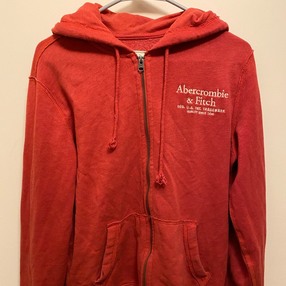 Men’s  Abercrombie & Fitch Size S Red Basketball Pullover Sweatshirt Hoodie